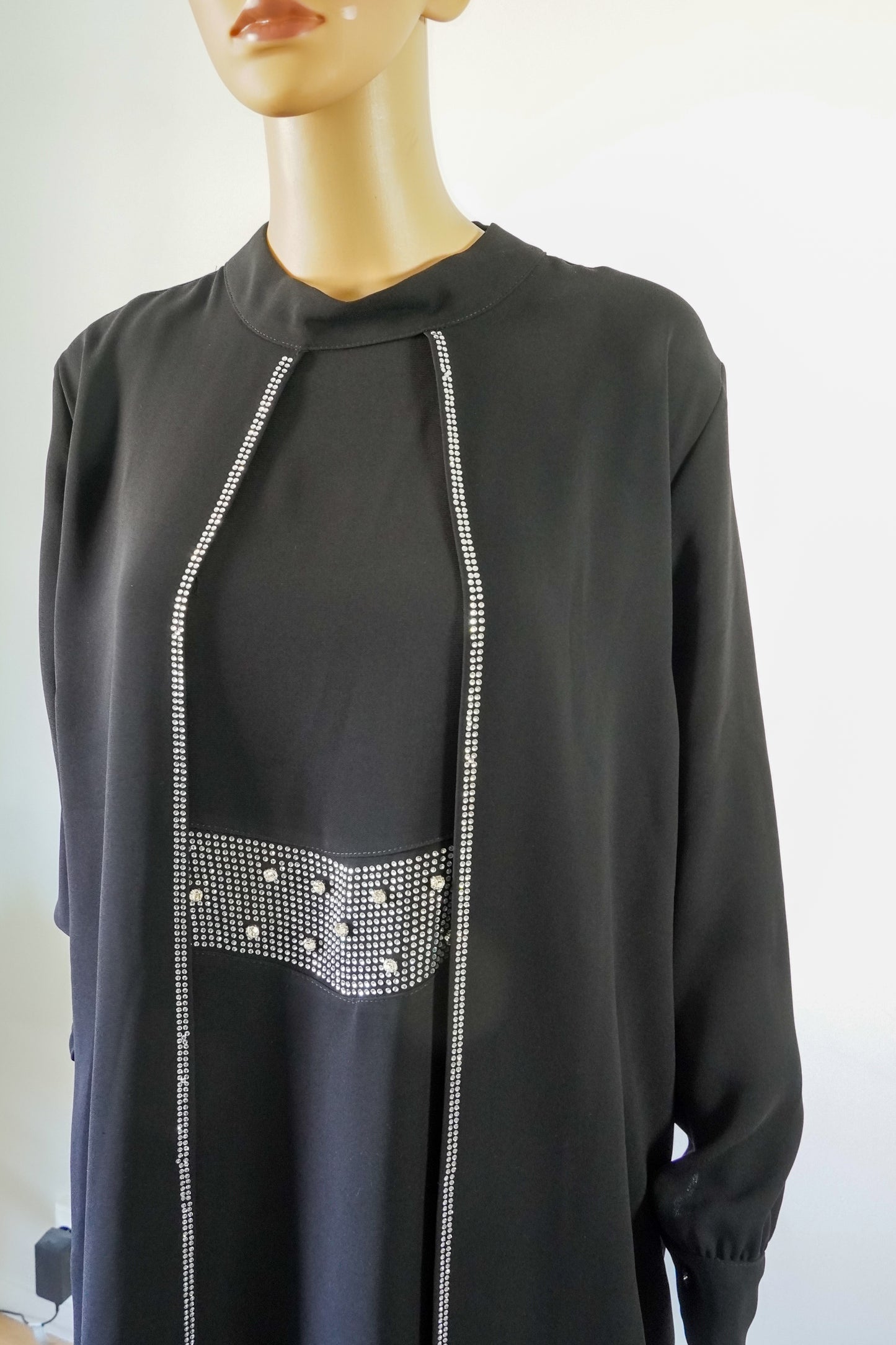 Tunique longue fluide avec strass argentés