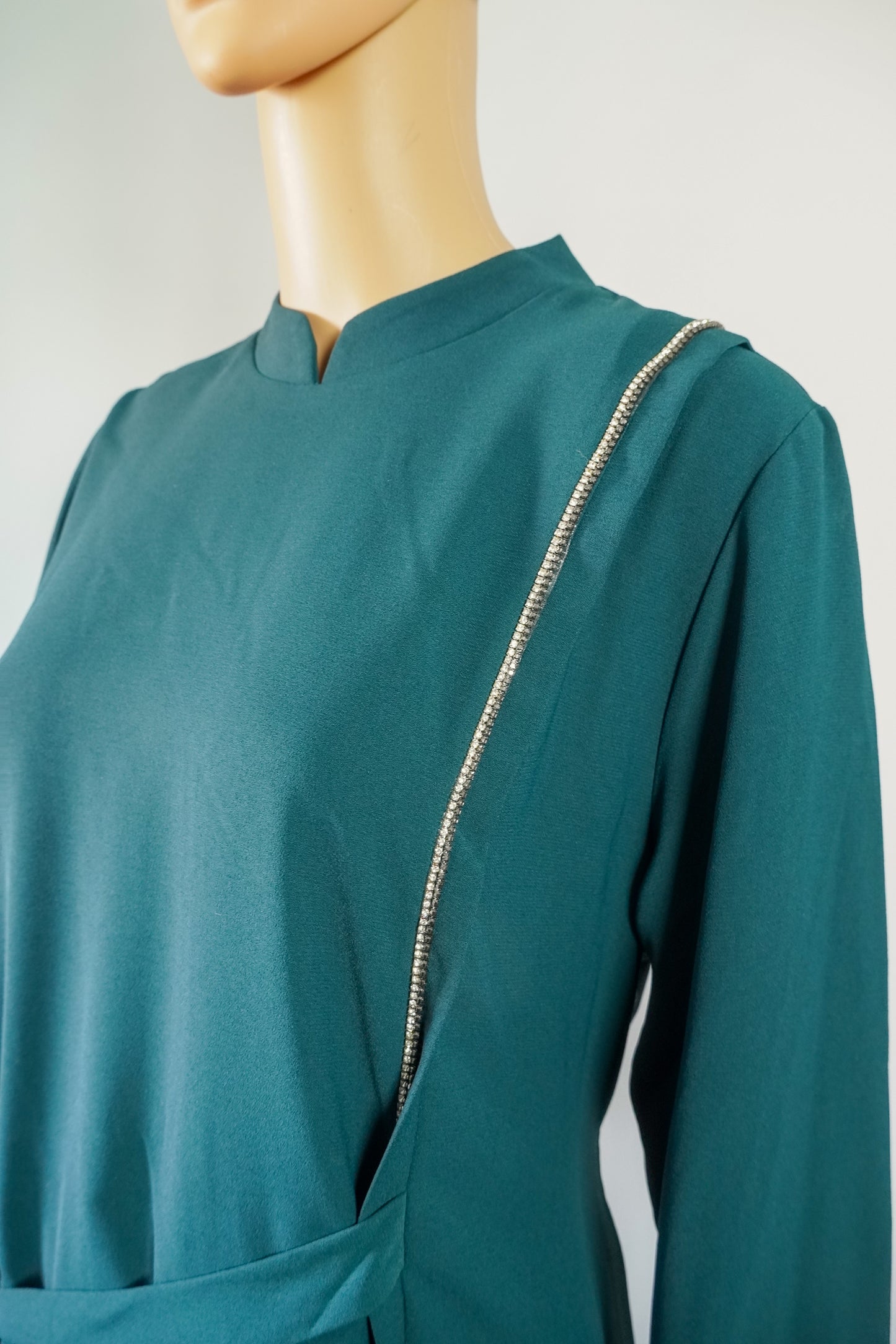 Ensemble tunique et pantalon vert émeraude avec détail strassé
